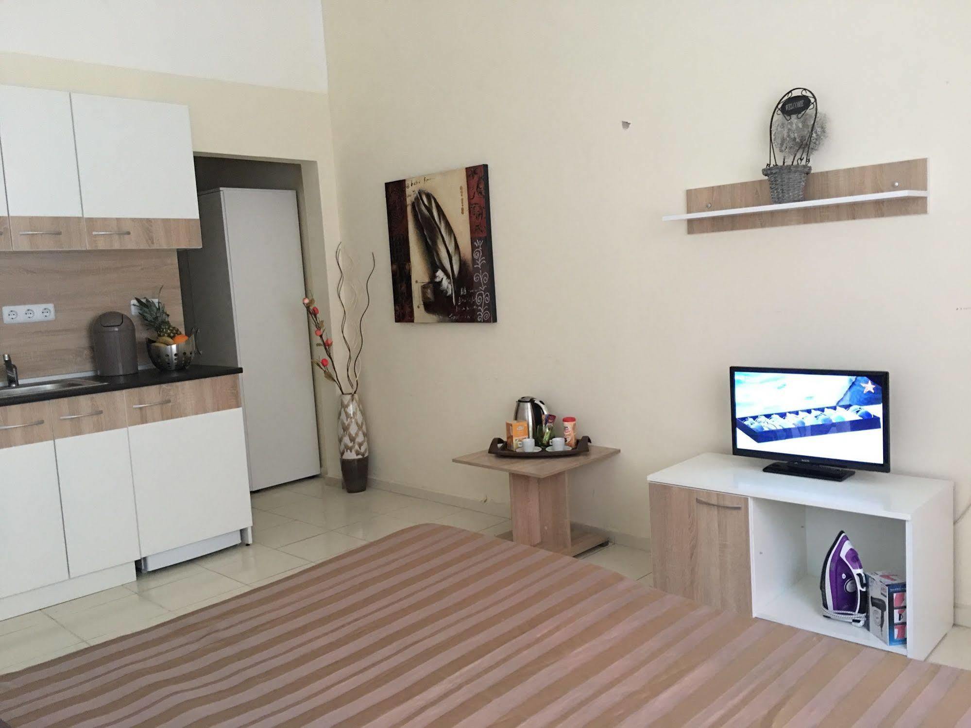 Ferienwohnung Arizona Del Mar Pomorie Exterior foto