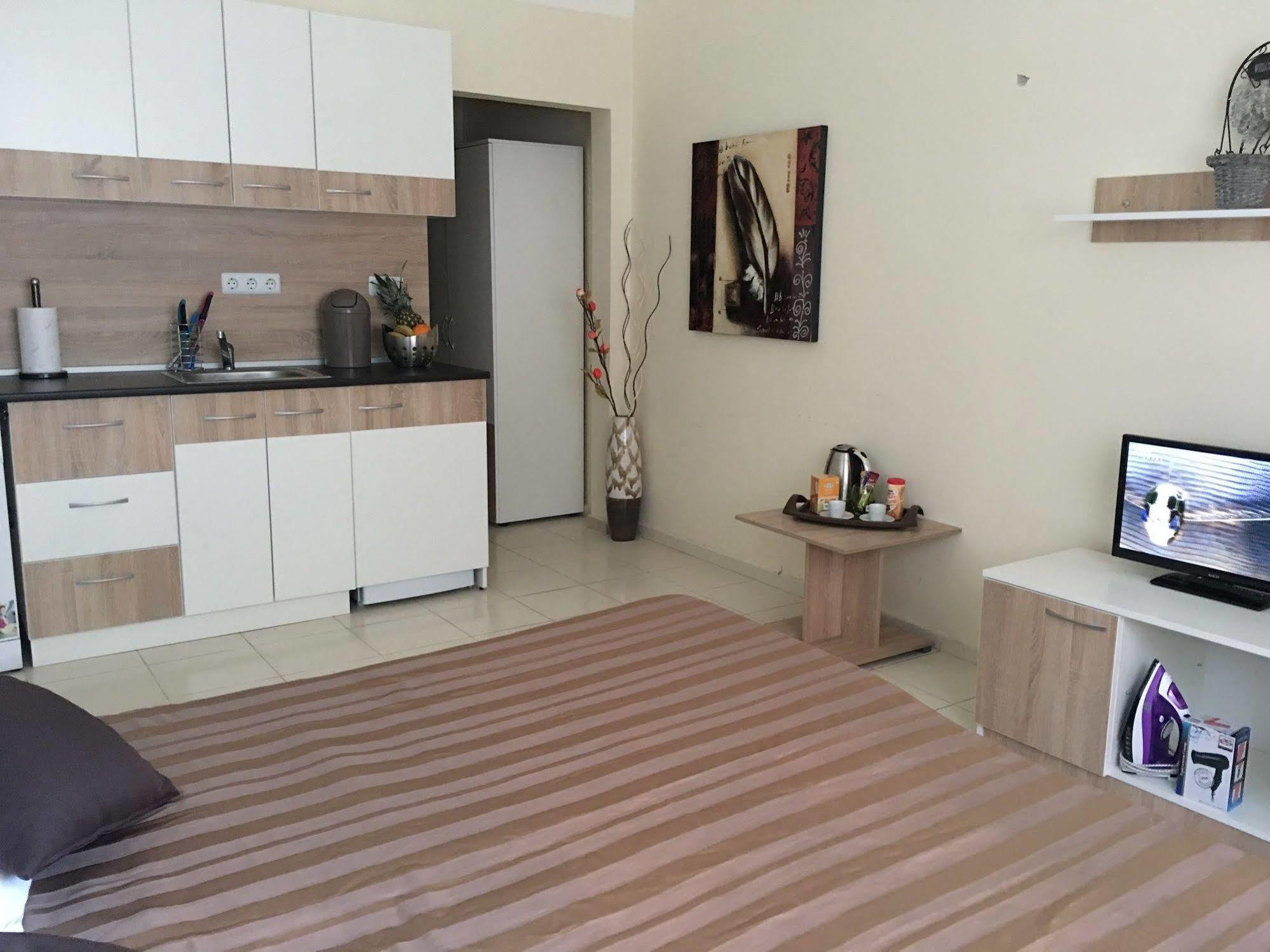 Ferienwohnung Arizona Del Mar Pomorie Exterior foto