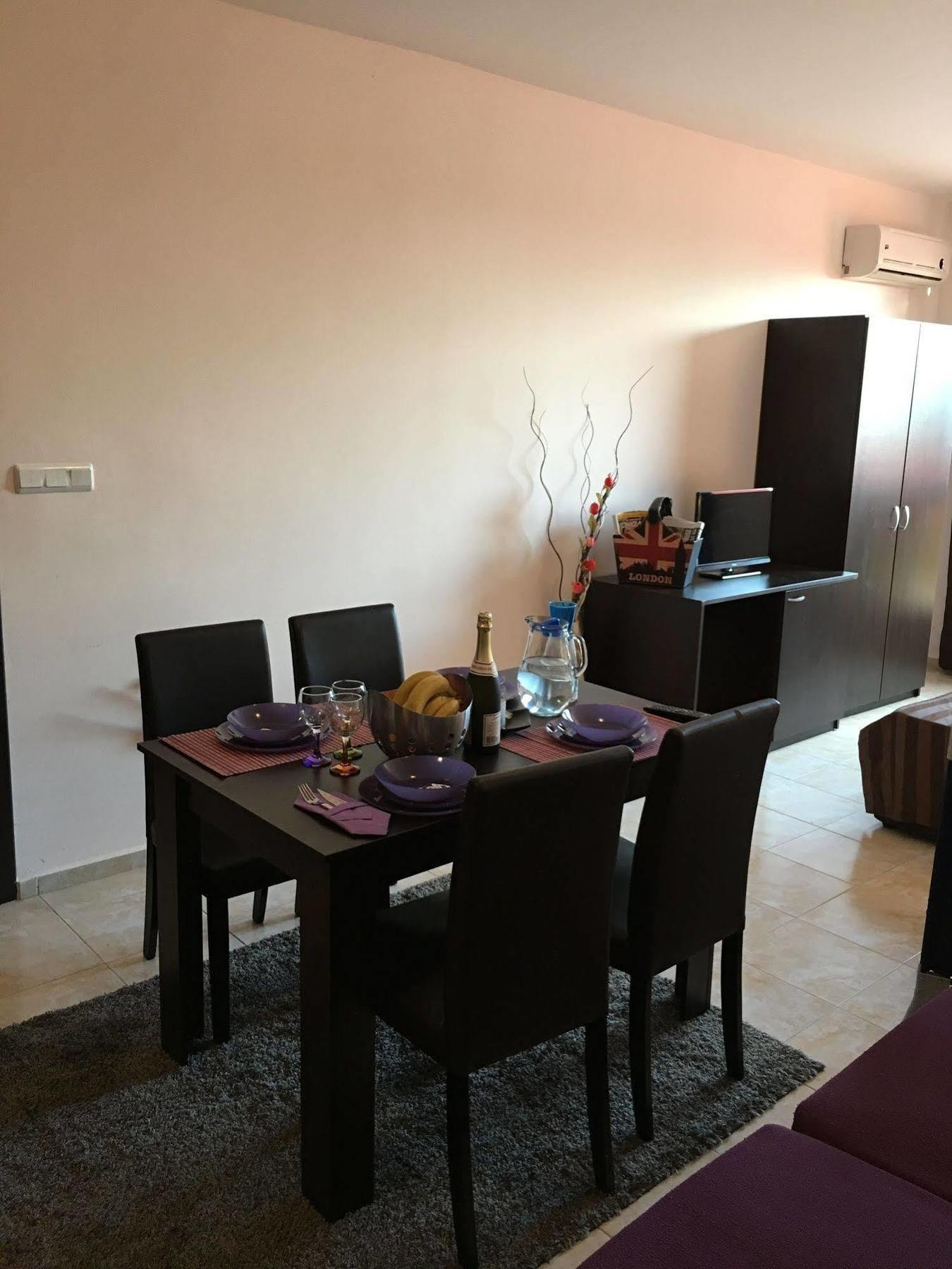 Ferienwohnung Arizona Del Mar Pomorie Exterior foto