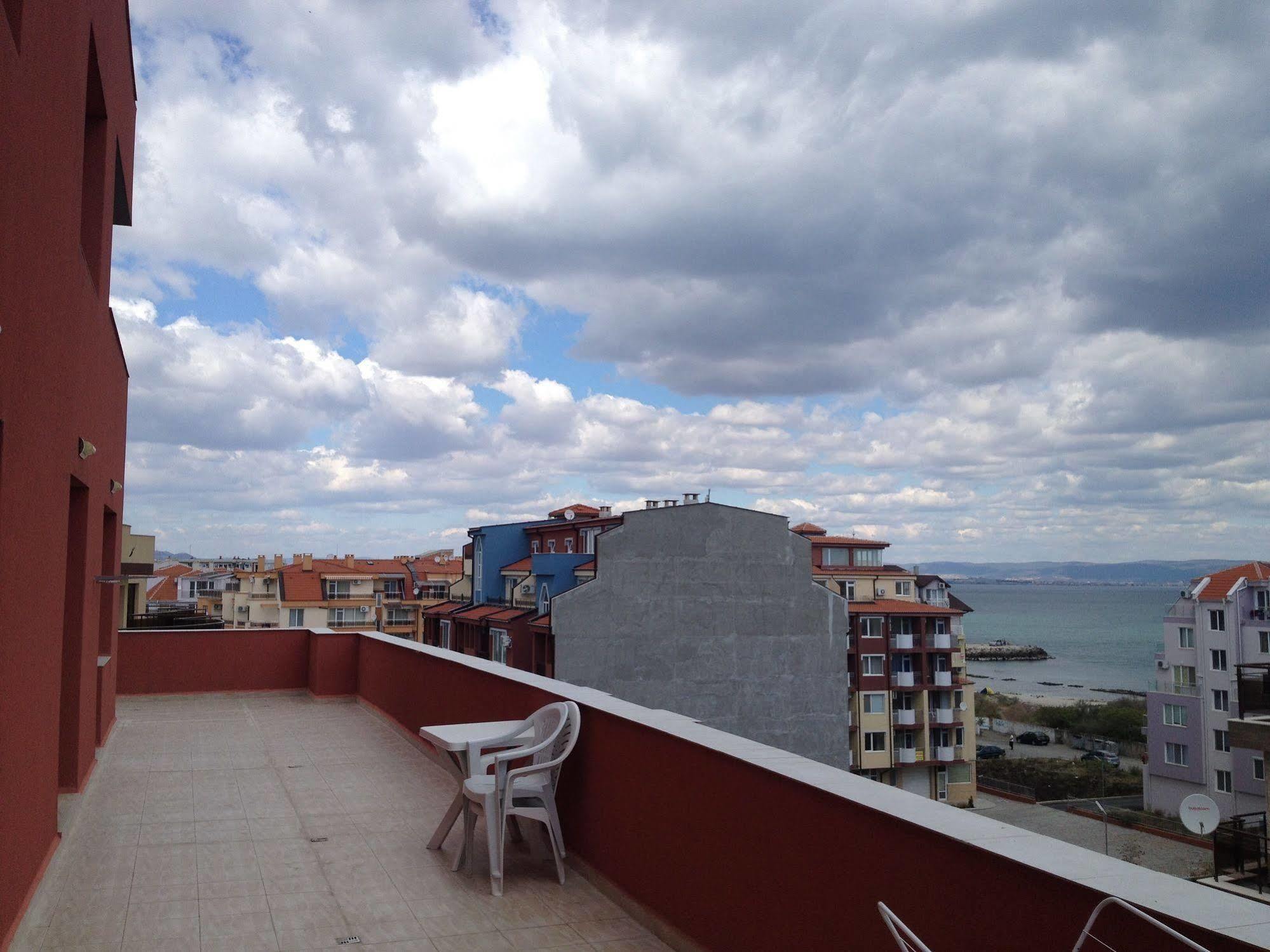 Ferienwohnung Arizona Del Mar Pomorie Exterior foto