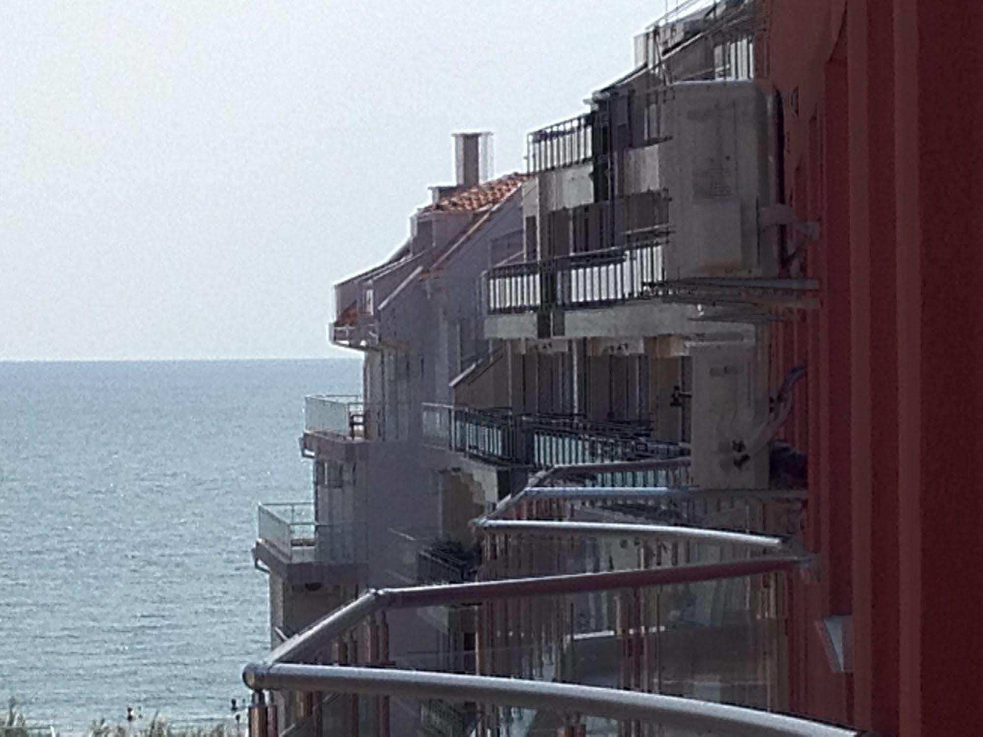 Ferienwohnung Arizona Del Mar Pomorie Exterior foto